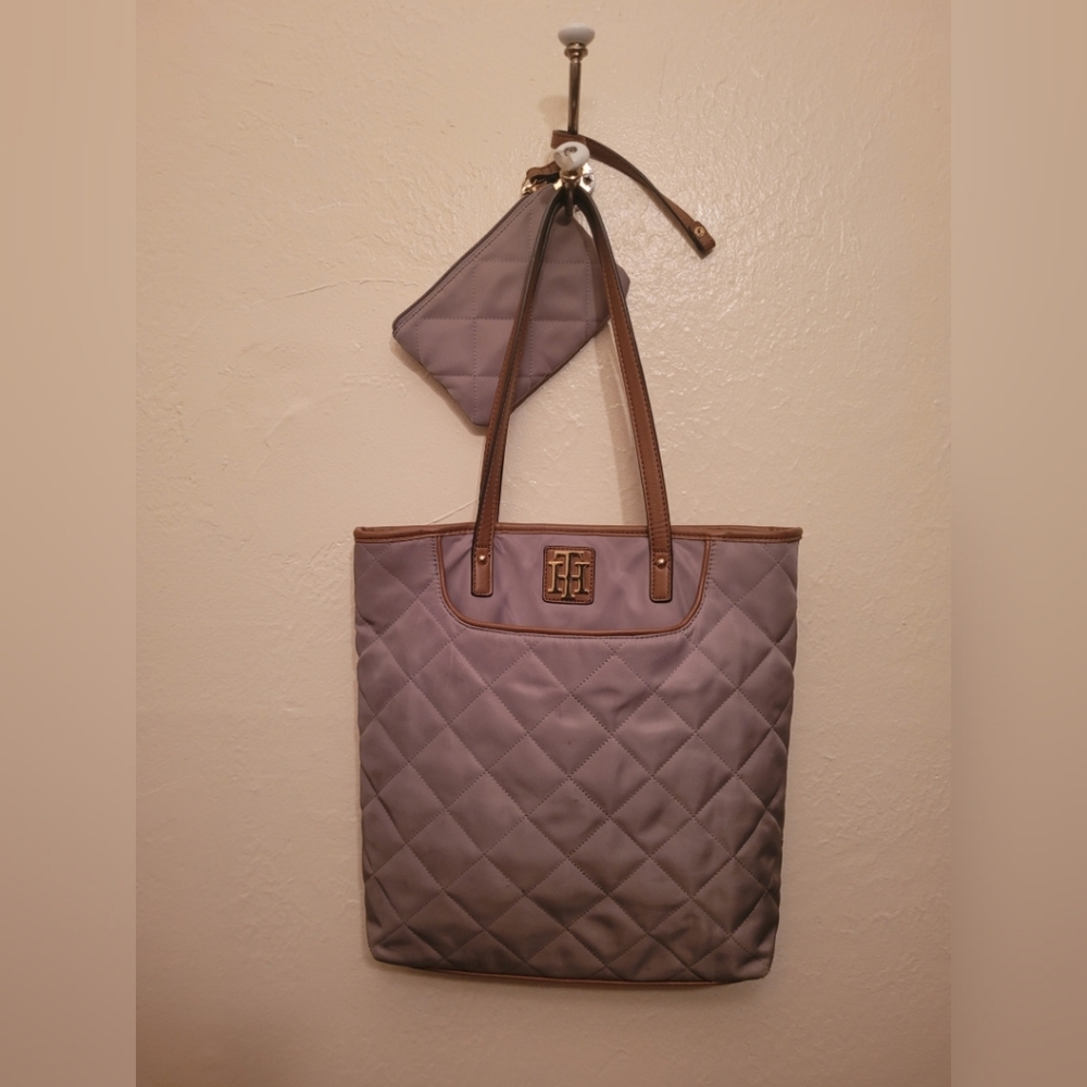 COPY - Tommy Hilfiger Quilted Tote Bag Purse With Pouch